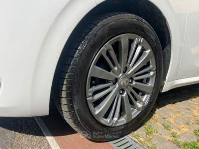 Peugeot 208 3 porte Access Bianco usata Teano