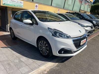 Peugeot 208 3 porte Access Bianco usata Teano