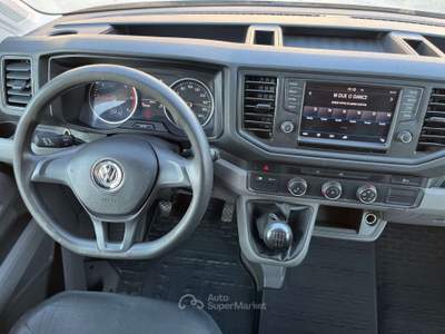 Volkswagen Crafter 2.0 TDI L3H3 Passo Medio Tetto Alto Marrone usata Trevenzuolo