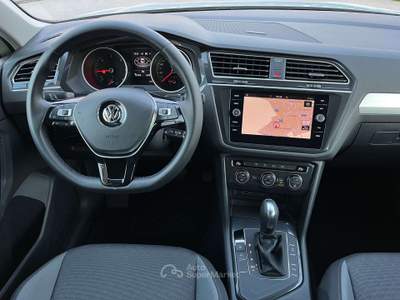 Volkswagen Tiguan 2.0 tdi Business 150cv dsg UNICOPROPRIETARIO! Bianco usata Trevenzuolo