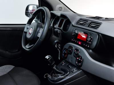 Fiat Panda Panda 1.0 firefly hybrid City Life s&s 70cv 5p.ti Nero usata Borgaro Torinese
