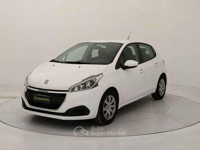 Peugeot 208 1.2 puretech Active s&s 82cv 5p neopatentati Bianco usata Torino