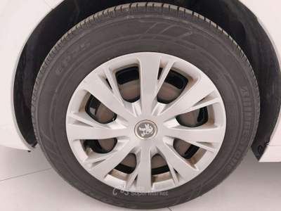Peugeot 208 1.2 puretech Active s&s 82cv 5p neopatentati Bianco usata Torino