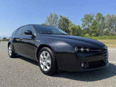 Alfa Romeo 159 SW 1.9 jtdm 16v Distinctive 150cv  BELLISSIMA ! Nero usata Settimo Torinese