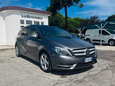 Mercedes-Benz Classe B B 200 BlueEFFICIENCY Premium Grigio usata Comacchio