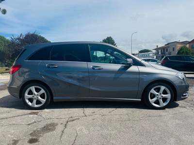 Mercedes-Benz Classe B B 200 BlueEFFICIENCY Premium Grigio usata Comacchio