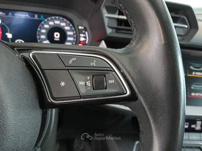 Audi A3 30 TFSI Business Bianco usata Lucca