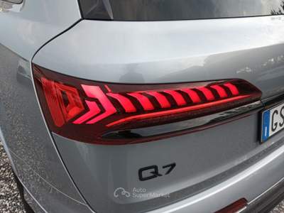Audi Q7 2ª serie 50 TDI quattro tiptronic Sport S line 7 posti Grigio usata Lucca