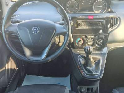 Lancia Ypsilon Ypsilon III 2015 1.3 mjt Silver s Beige usata Dello