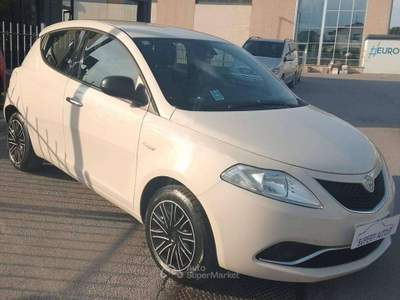 Lancia Ypsilon Ypsilon III 2015 1.3 mjt Silver s Beige usata Dello
