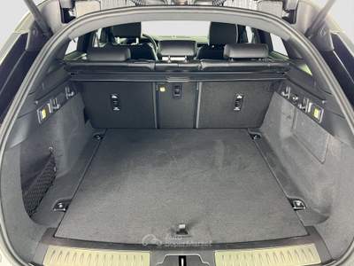 Land Rover Range Rover Velar Range Rover Velar 2.0D I4 204 CV Dynamic SE Nero usata Parma