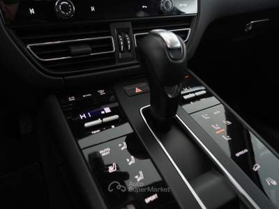 Porsche Macan Macan 2.9 GTS Nero usata Parma