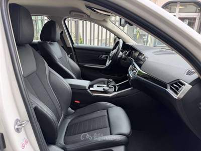 BMW Serie 3 318d 318 d Touring mhev 48V Sport auto UNICO PROPRIETARIO BELLISSIMA Bianco usata Cesano Maderno
