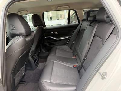 BMW Serie 3 318d 318 d Touring mhev 48V Sport auto UNICO PROPRIETARIO BELLISSIMA Bianco usata Cesano Maderno