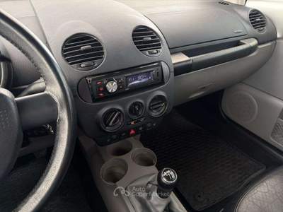 Volkswagen New Beetle 2.0 Argento usata Mazzano
