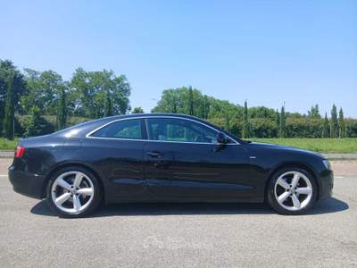 Audi A5 unico proprietario Nero usata Massa