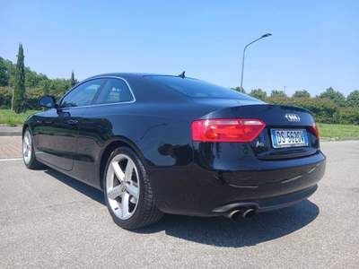 Audi A5 unico proprietario Nero usata Massa