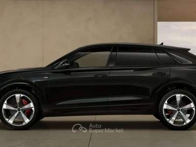 Audi Q8 SUV TDI quattro 210 kW tiptronic S line edition Nero usata Lendinara