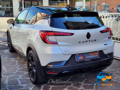 Renault Captur 1.6 E-Tech full hybrid Rive Gauche 145cv auto Bianco usata Sassuolo