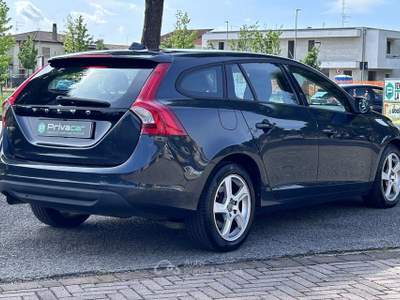 Volvo V60 VOLVO V60 D3 Geartronic Kinetic Nero usata Abano Terme
