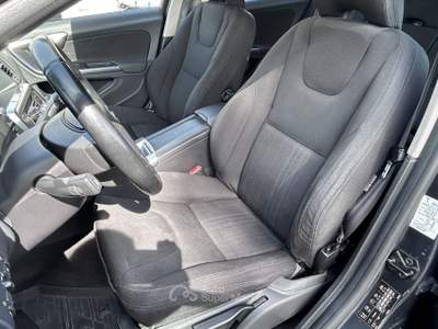 Volvo V60 VOLVO V60 D3 Geartronic Kinetic Nero usata Abano Terme
