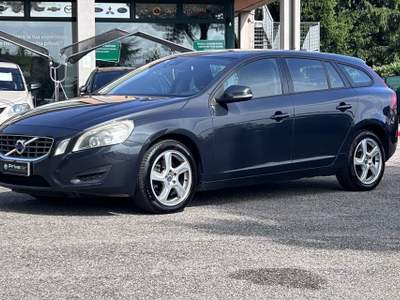 Volvo V60 VOLVO V60 D3 Geartronic Kinetic Nero usata Abano Terme