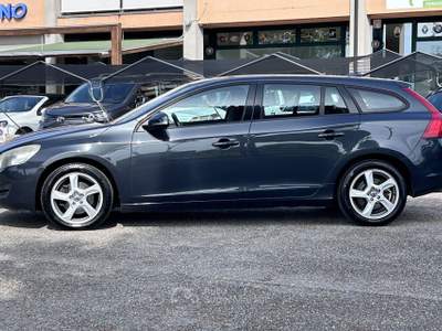 Volvo V60 VOLVO V60 D3 Geartronic Kinetic Nero usata Abano Terme