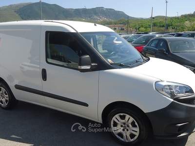 Fiat Doblò 16v 95cv E6 Bianco usata Isernia