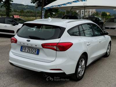 Ford Focus " POCHI KM " AUTOM. Bianco usata Assisi