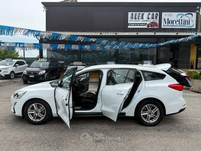 Ford Focus " POCHI KM " AUTOM. Bianco usata Assisi