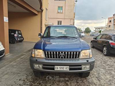 Toyota Land Cruiser Autocarro Blu/Azzurro usata Montescaglioso