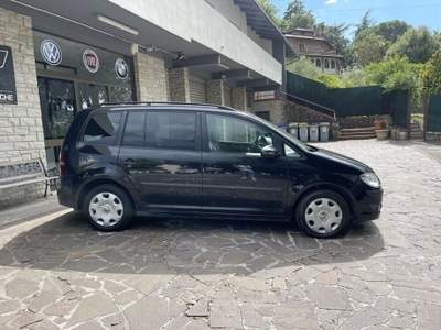 Volkswagen Touran Trendline Ecofuel 7 POSTI Nero usata Perugia
