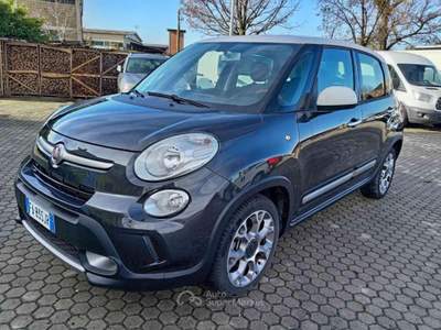 Fiat 500L 1.3 Multijet Dualogic Trekking Nero usata Cigognola