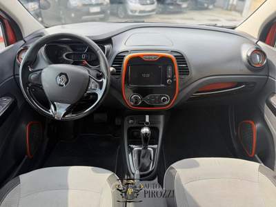 Renault Captur 1.5 DIESEL 90CV AUTOM R-LINK 2015 usata GIUGLIANO IN CAMPANIA