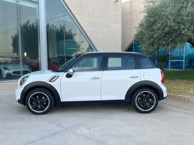 MINI Clubman Cooper SD Countryman 2.0 Bianco usata Gela