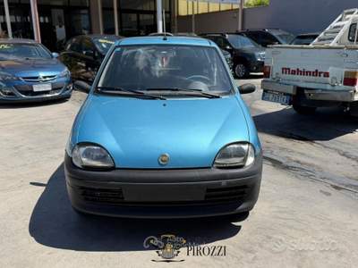 Fiat Seicento 600 900CC ANNO 2000 usata GIUGLIANO IN CAMPANIA
