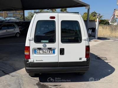 Fiat Scudo 2.0 MULTIJET 110 CV ANNO 2004 9 POSTI usata GIUGLIANO IN CAMPANIA