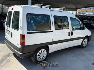 Fiat Scudo 2.0 MULTIJET 110 CV ANNO 2004 9 POSTI usata GIUGLIANO IN CAMPANIA
