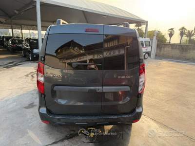 Dacia Dokker 1.5 DIESEL 90CVANNO 2013 usata GIUGLIANO IN CAMPANIA