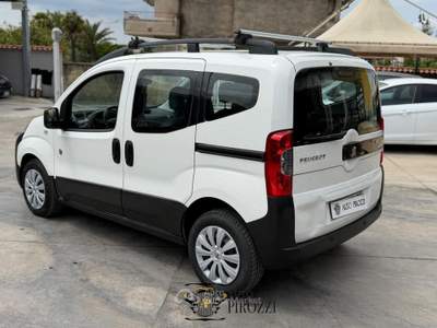 Peugeot Bipper 75 CV 2012 usata GIUGLIANO IN CAMPANIA
