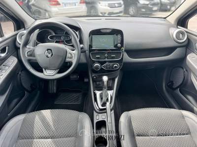 Renault Clio 1.5 DIESEL 90 CV AUT. TETTO PANO 2019 usata GIUGLIANO IN CAMPANIA