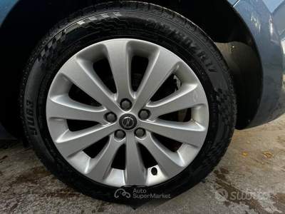 Opel Astra 1.4 Turbo Benz/GPL 2014 170000KM usata GIUGLIANO IN CAMPANIA