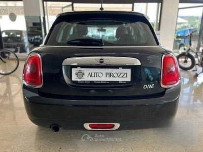 MINI Clubman one 1.2 benz 5 porte CAMBIO AUTOMATICO usata GIUGLIANO IN CAMPANIA