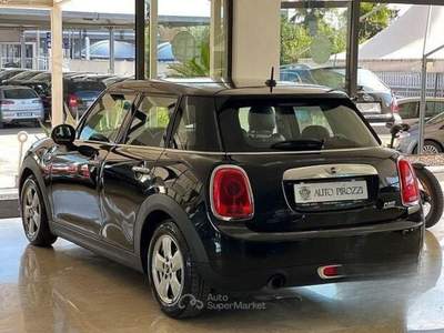MINI Clubman one 1.2 benz 5 porte CAMBIO AUTOMATICO usata GIUGLIANO IN CAMPANIA