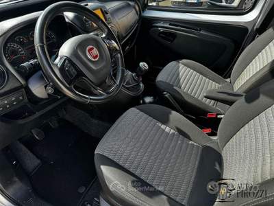 Fiat QUBO 1.3 MULTIJET 59KW 80 CV 2018 TREKKING usata GIUGLIANO IN CAMPANIA