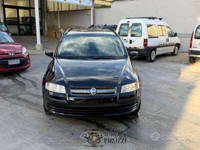 Fiat Stilo 1.9 JTD 120CV 2006 CON SOLO 120000KM usata GIUGLIANO IN CAMPANIA