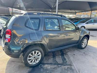 Dacia Duster 1.5 dci del 2015 con soli 138.000KM usata GIUGLIANO IN CAMPANIA