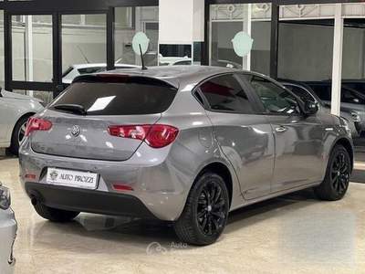 Alfa Romeo Giulietta 1.4 benzina 120 cv 2015 usata GIUGLIANO IN CAMPANIA
