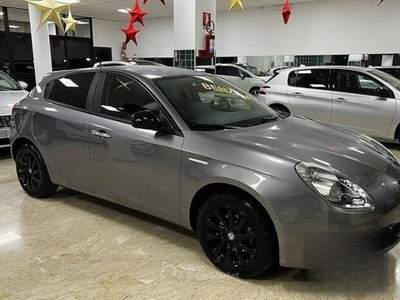 Alfa Romeo Giulietta 1.4 benzina 120 cv 2015 usata GIUGLIANO IN CAMPANIA