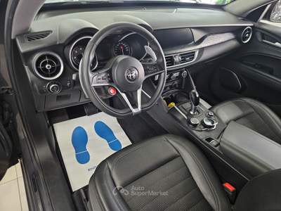 Alfa Romeo Stelvio Alfa Romeo Stelvio 2.2 Turbodiesel 190 CV AT8 Q4 Executive Grigio usata Pistoia